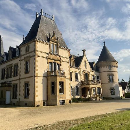 Chateau Tout Y Fault Loriges 外观 照片