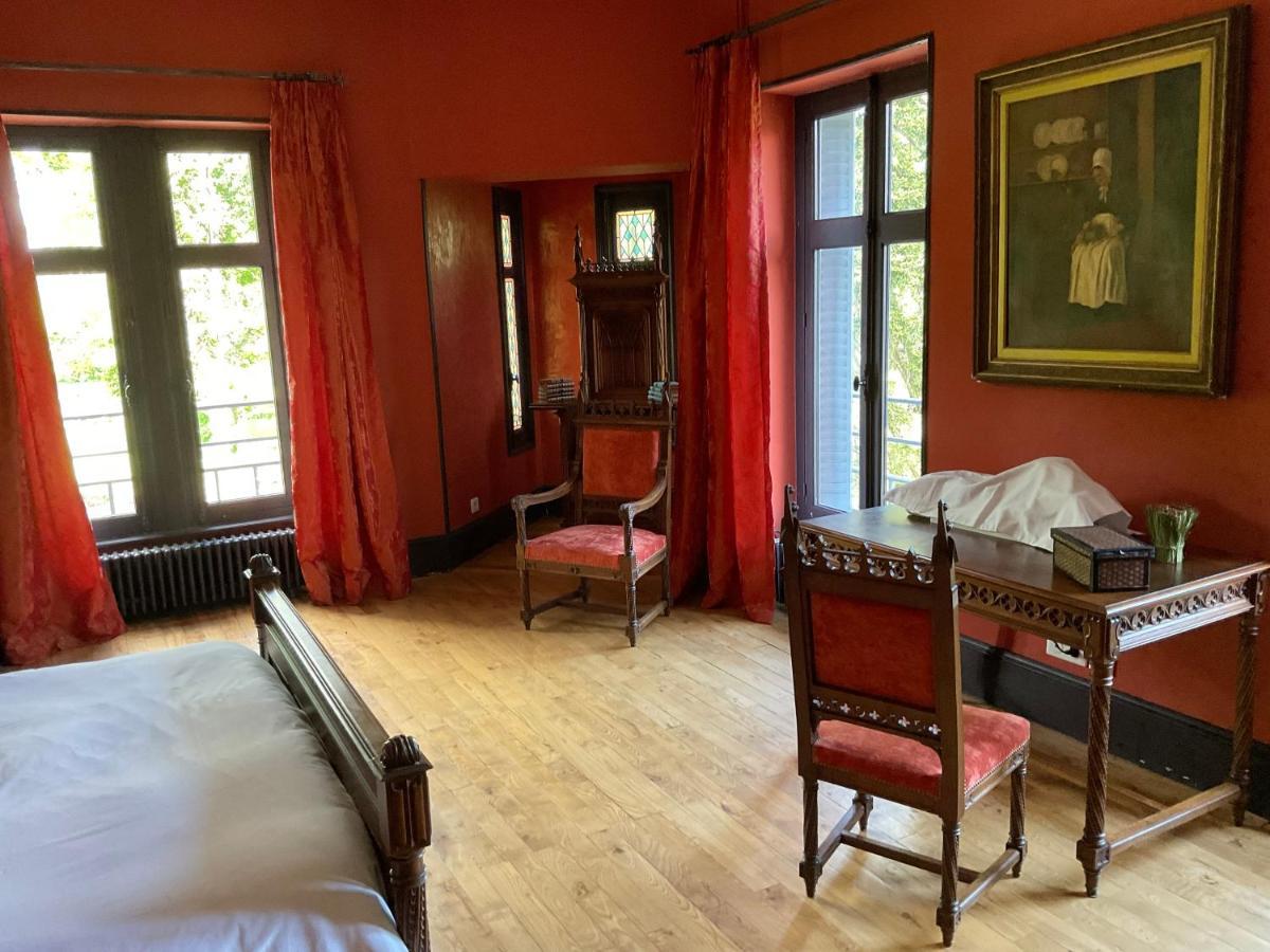 Chateau Tout Y Fault Loriges 外观 照片